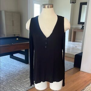 Worn Once! MICHAEL LAUREN ‘Cold Shoulder’ Top
